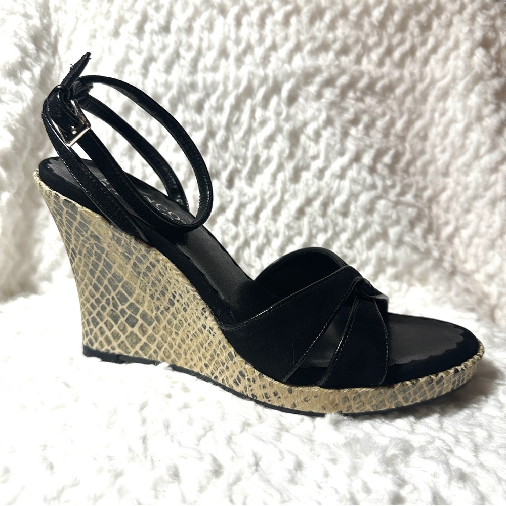 Black Suede Open Toe Ankle Strap Wedge Snakeskin Heal Size 6.5